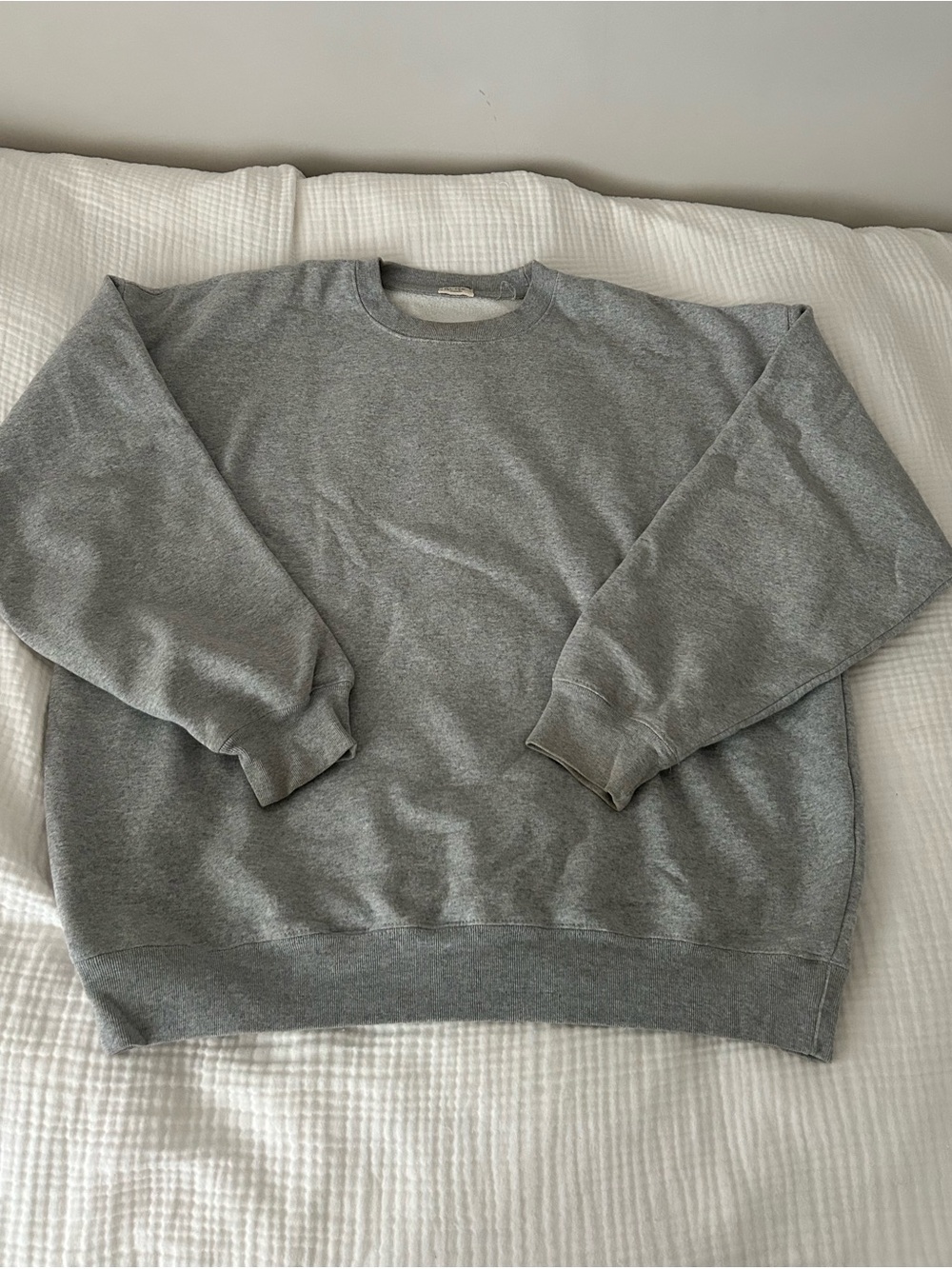 Brandy melville crew neck